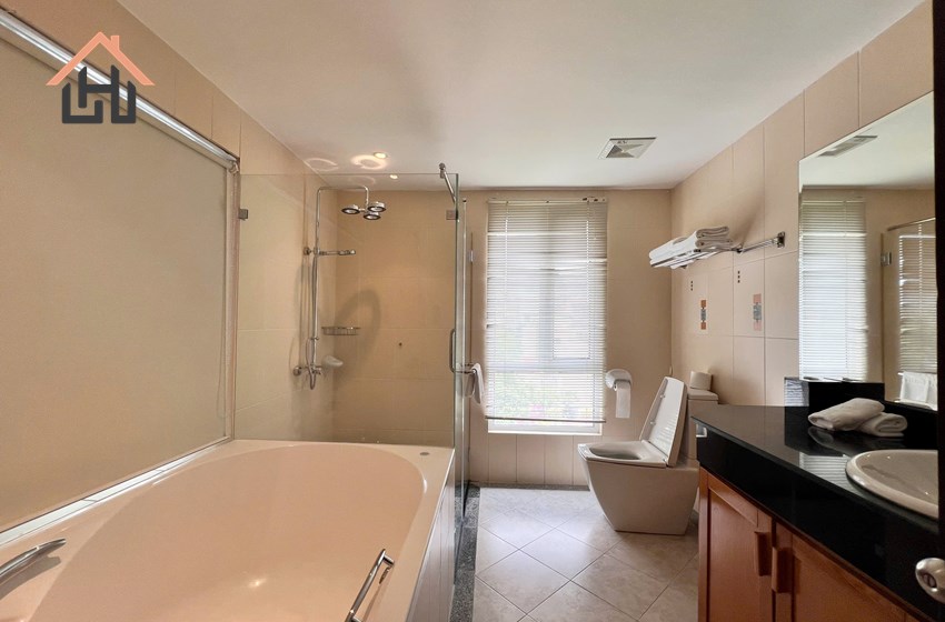 High floor apartment for rent in Elegant Ha Hoi in Hoan Kiem district
