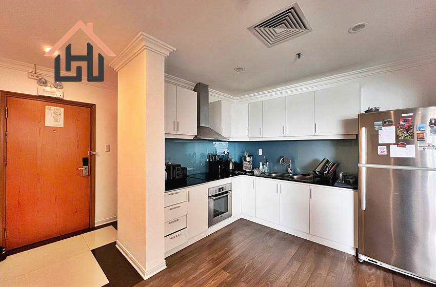 Spacious and well-designed 3-bedroom apartment