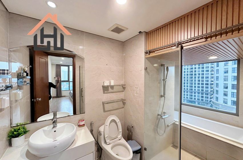 Modern 4 Bedroom Apartment in Vinhomes Times City, Hanoi