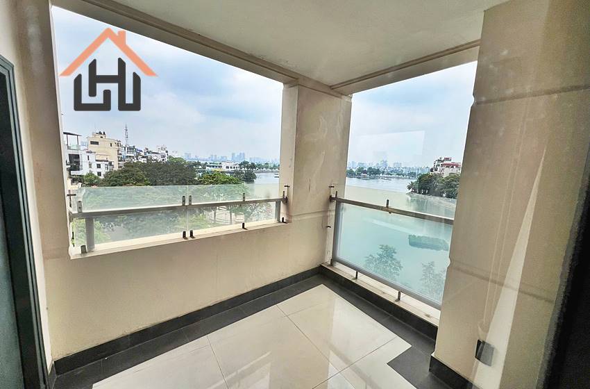 Spacious and well-designed 3-bedroom apartment