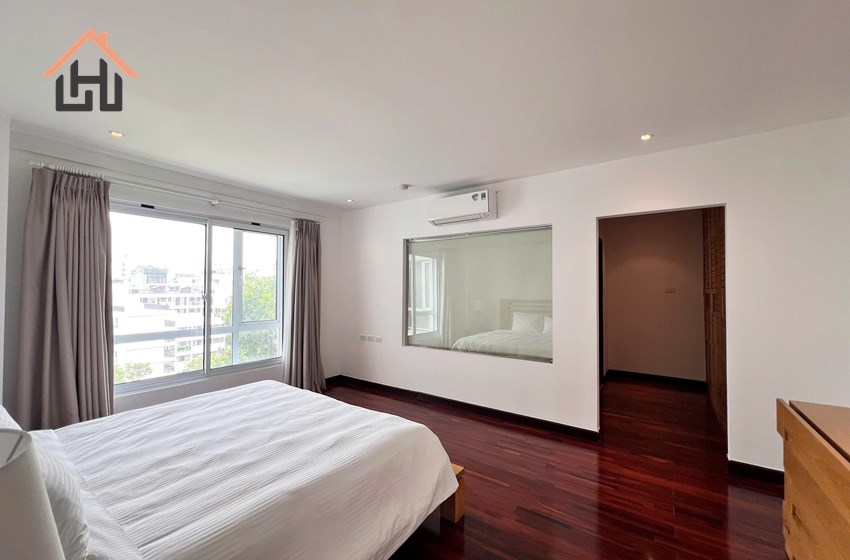 High floor apartment for rent in Elegant Ha Hoi in Hoan Kiem district