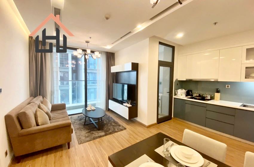 Stylish 1-Bedroom at Vinhomes Metropolis, Hanoi