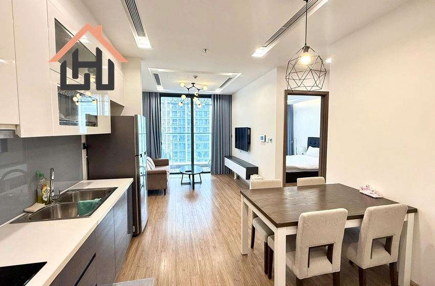 Bright & Stylish 1-Bedroom at Vinhomes Metropolis, Hanoi
