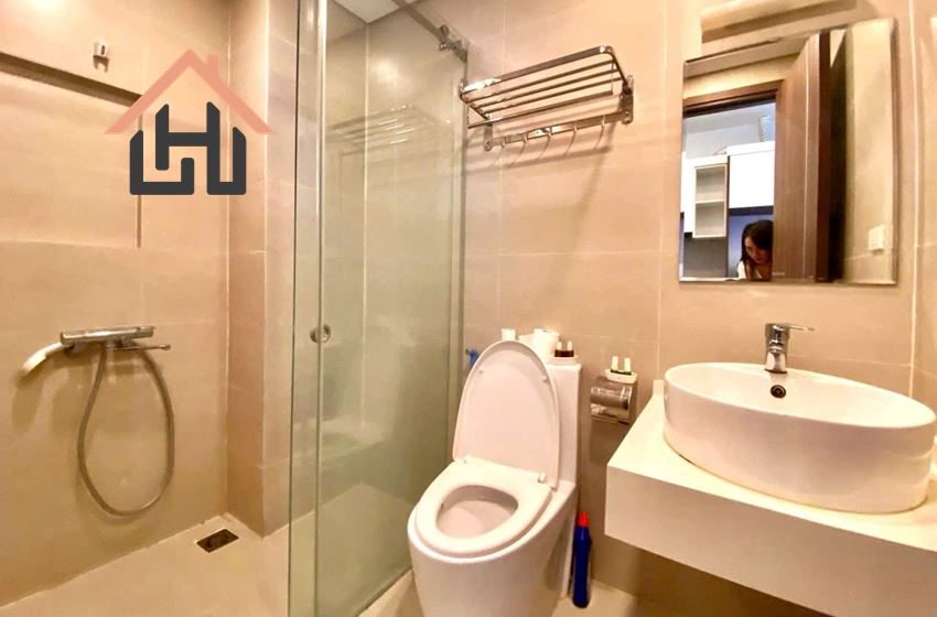 Bright 02 bedroom apartment for rent in Tay Ho, Hanoi