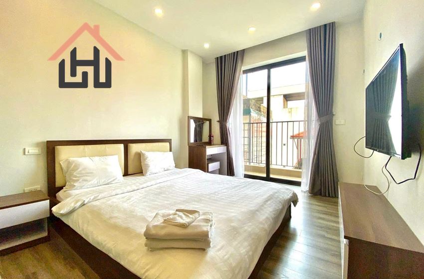 Bright 02 bedroom apartment for rent in Tay Ho, Hanoi