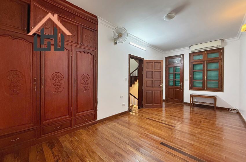 Nice 4 bedroom villa for rent in Block G, Ciputra, Hanoi