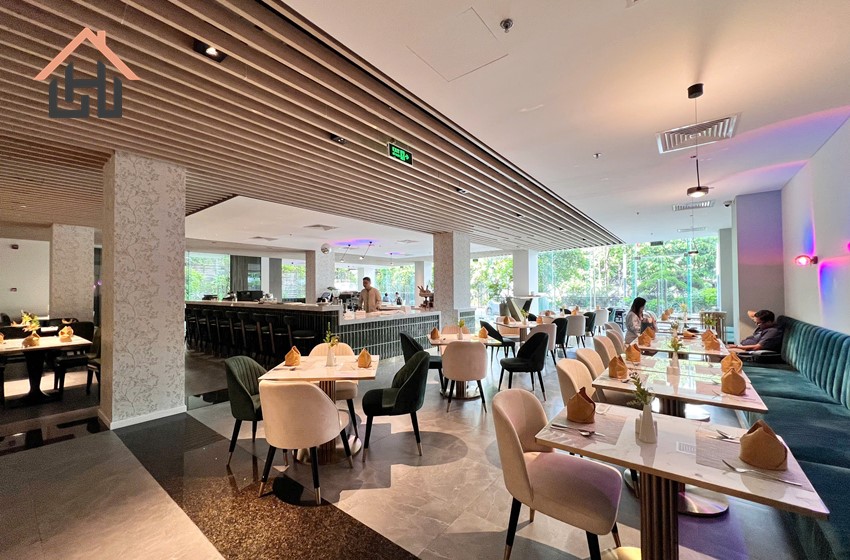 2 Bedroom Apartment in the heart of South of West Lake