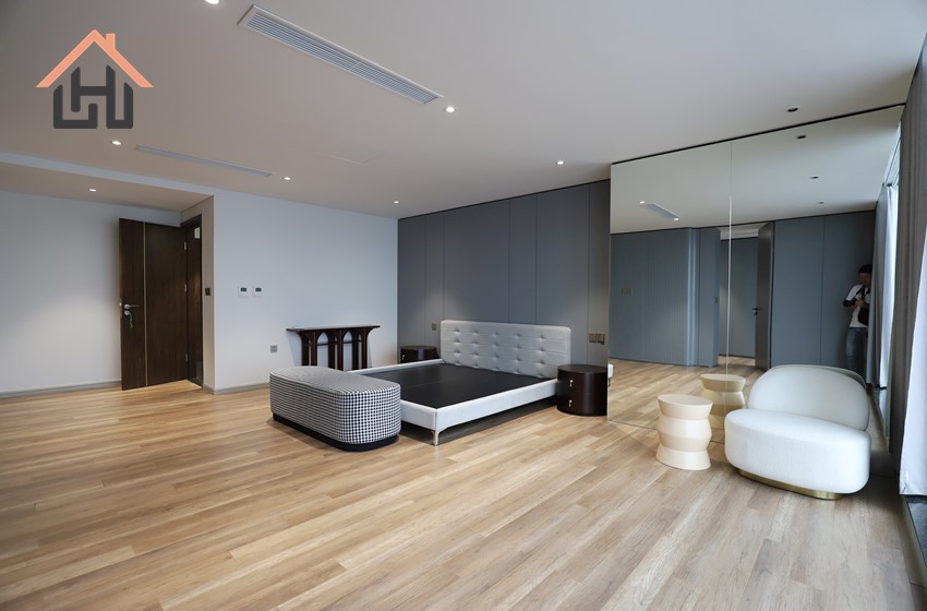 Executive Two Storey Penthouse in Giang Vo St – Fully Furnished