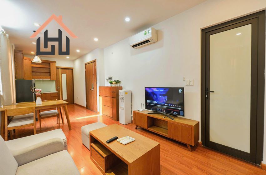 Bright & Cozy 2-Bedroom Serviced Apartment for Rent, Linh Lang, Ba Dinh, Hanoi