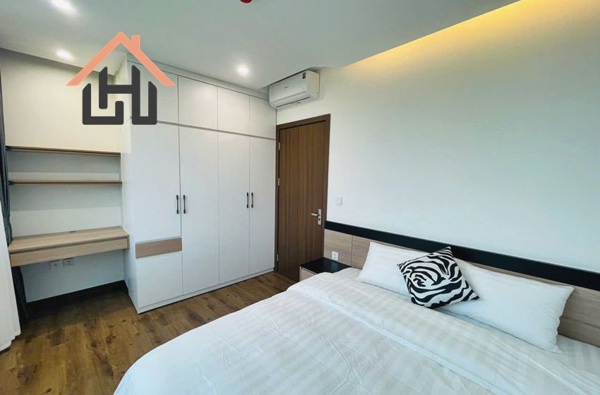 Modern 1-Bedroom Apartment with Balcony Tay Ho, Hanoi