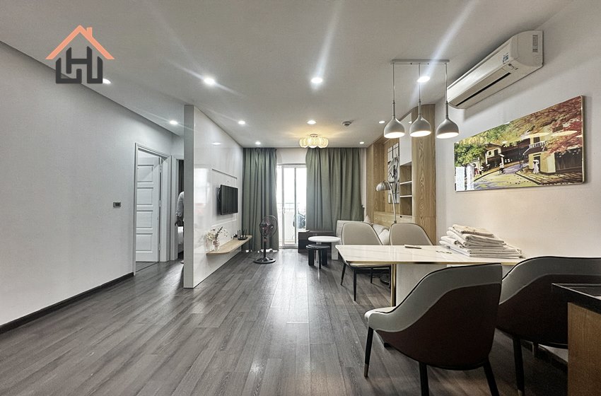 Nice two bedroom apartment for rent in Cau Giay, Hanoi
