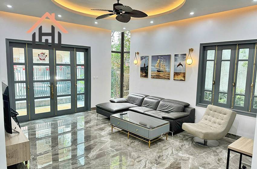 Beautiful house with 5 bedroom for rent in Tay Ho, Hanoi