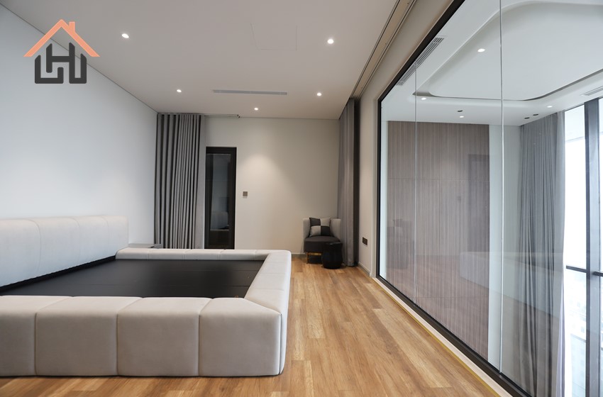 Executive Two Storey Penthouse in Giang Vo St – Fully Furnished