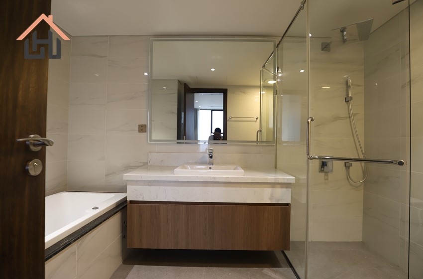 Executive Two Storey Penthouse in Giang Vo St – Fully Furnished