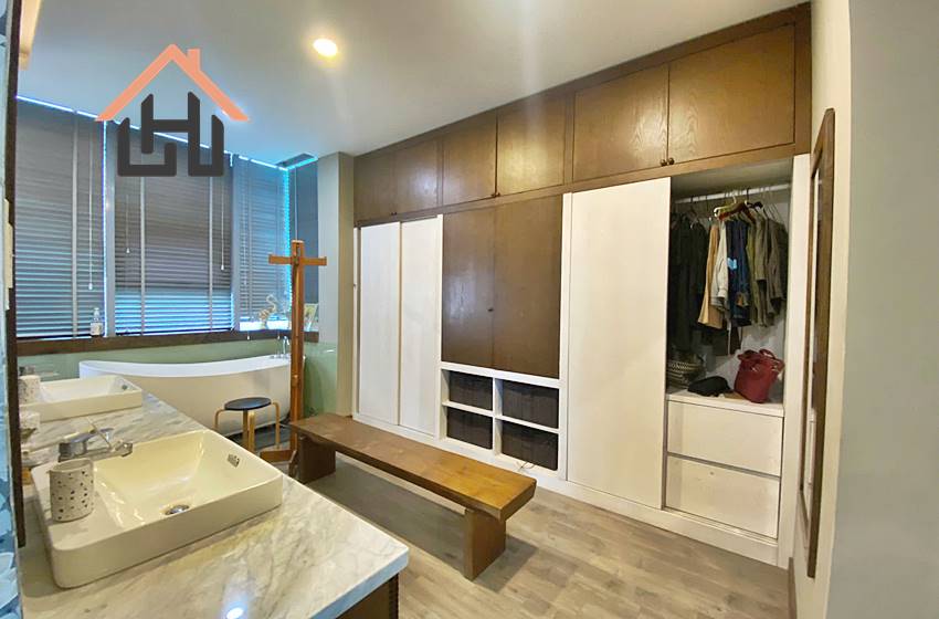 Nice 3-Bedroom Apartment for Rent at Packexim, Tay Ho