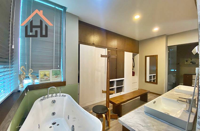 Nice 3-Bedroom Apartment for Rent at Packexim, Tay Ho
