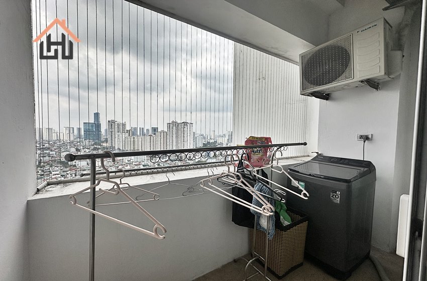 Nice two bedroom apartment for rent in Cau Giay, Hanoi