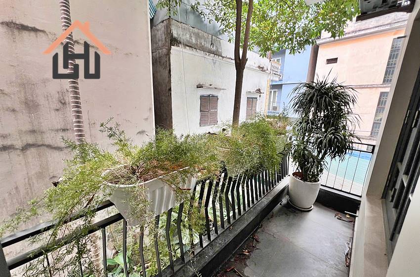 Beautiful house with 5 bedroom for rent in Tay Ho, Hanoi