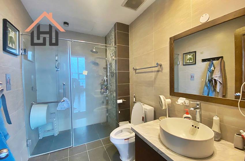 Nice 3-Bedroom Apartment for Rent at Packexim, Tay Ho