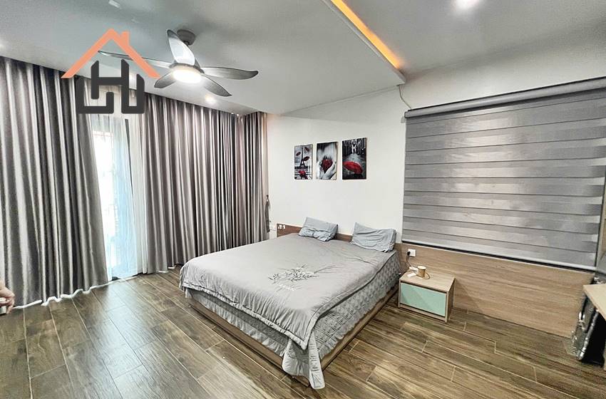 Beautiful house with 5 bedroom for rent in Tay Ho, Hanoi