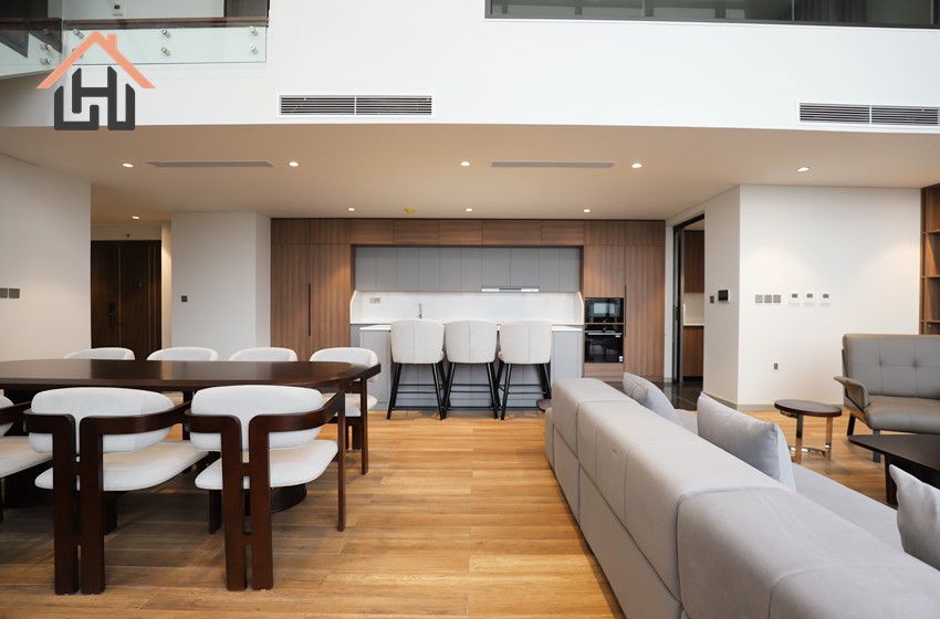 Executive Two Storey Penthouse in Giang Vo St – Fully Furnished