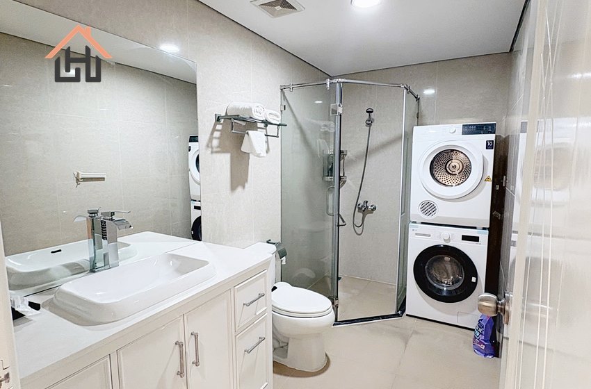 Beautifull 2 bedroom condominium for rent in Royal City, Hanoi