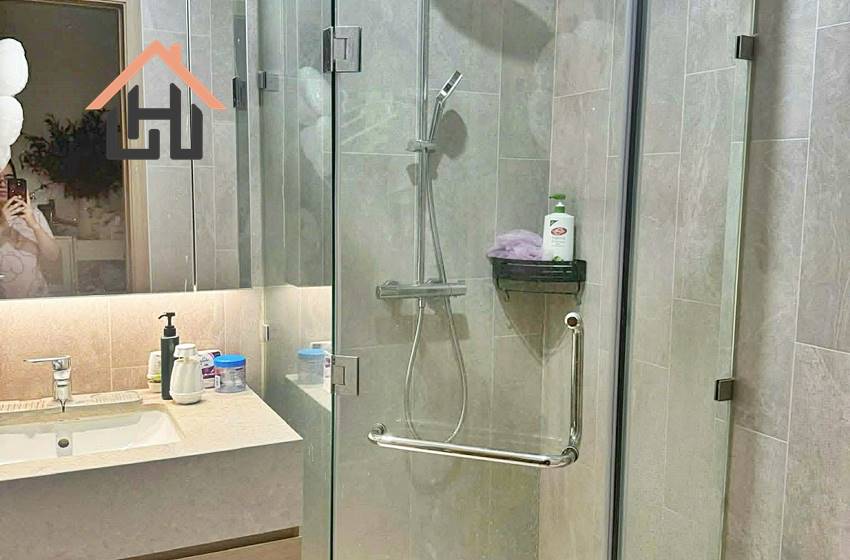 3-Bedroom Apartment for Rent at Lancaster, Ba Dinh