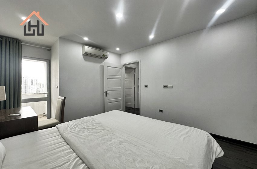 Nice two bedroom apartment for rent in Cau Giay, Hanoi