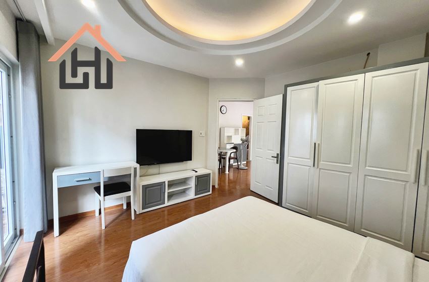 Bright 1 Bedroom Apartment with Balconies in Ba Dinh, Hanoi