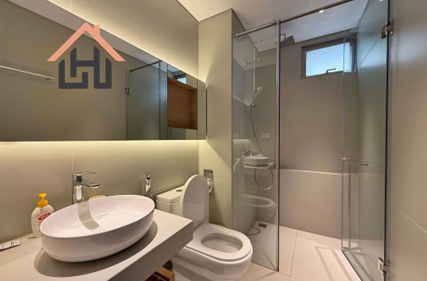 Bright & Modern 2-Bedroom Apartment in Tay Ho, Hanoi