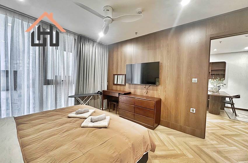 Modern 1-Bedroom Serviced Apartment for Rent in Ba Dinh