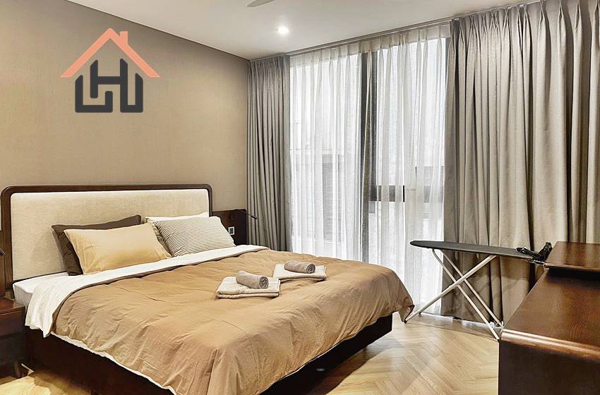 Modern 1-Bedroom Serviced Apartment for Rent in Ba Dinh