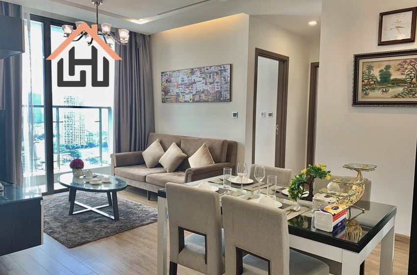 Nice 2-Bedroom Apartment with City View, Vinhomes Metropolis, Hanoi