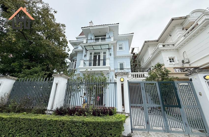 Semi furnished 4 bedroom villa at great location – Ciputra Hanoi