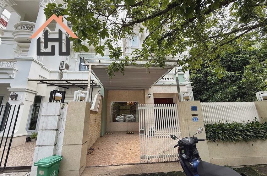 Charming 5-Bed Villa with Private Garden & Attic in Secure Ciputra T-Area, Hanoi