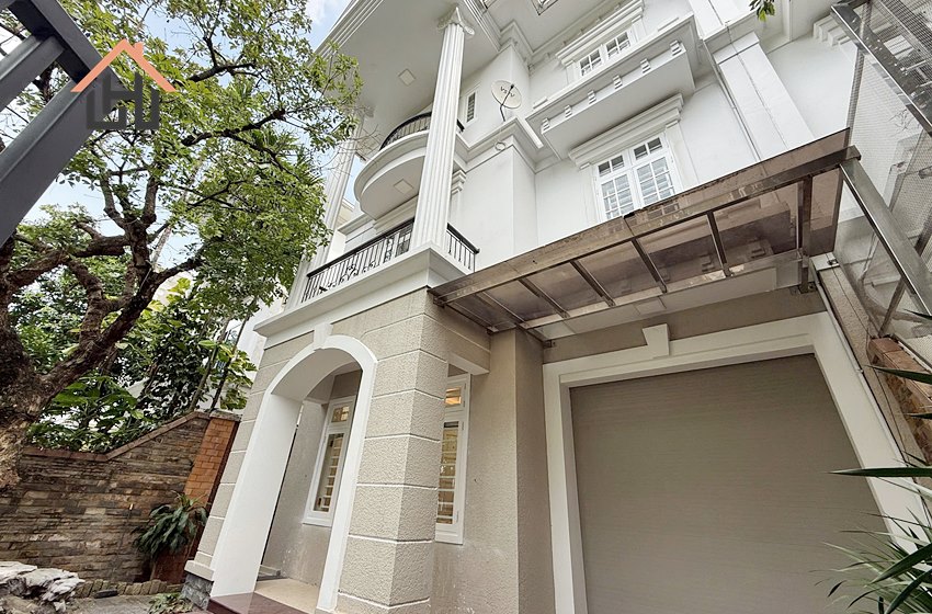 Nice 5 bedroom villa for rent in Ciputra, Hanoi