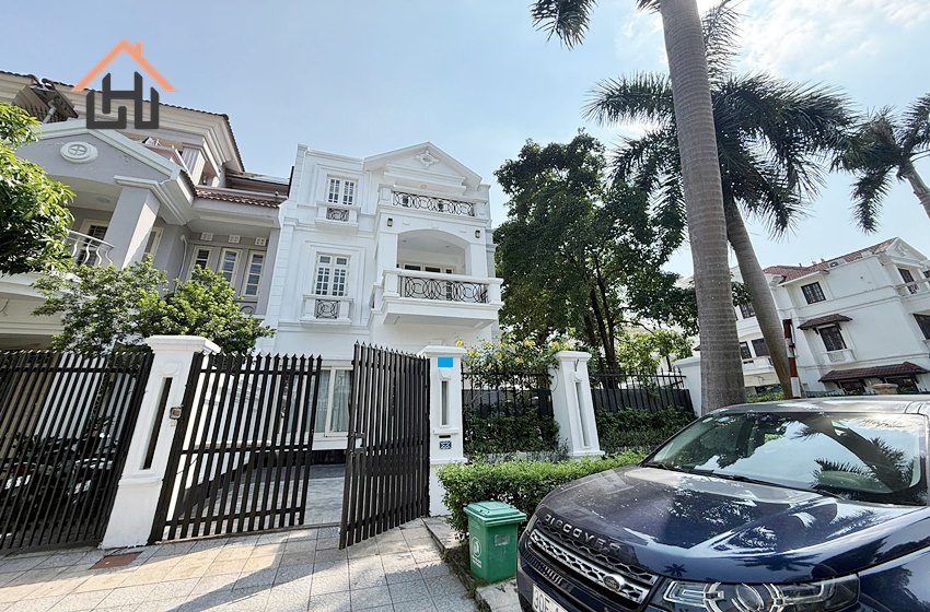 Beautiful 4 bedroom villa for rent in Ciputra, Hanoi