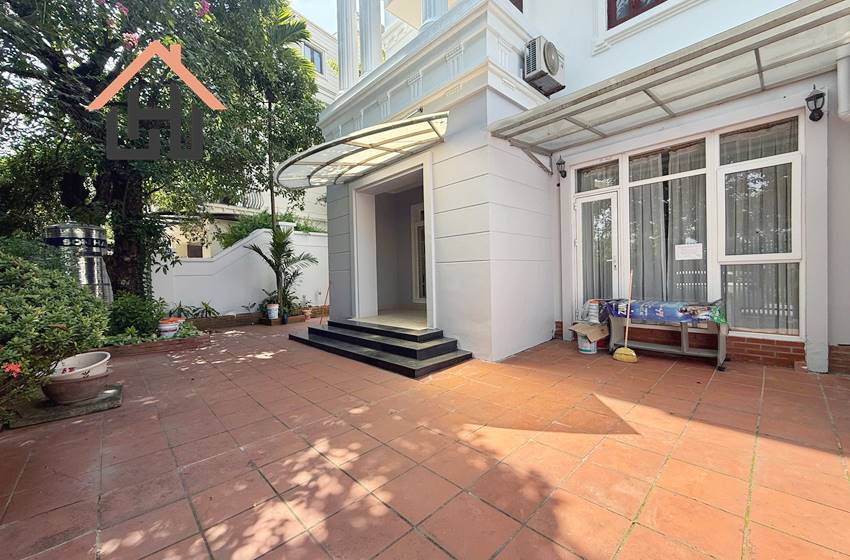 Spacious nice villa for rent in Ciputra, Hanoi