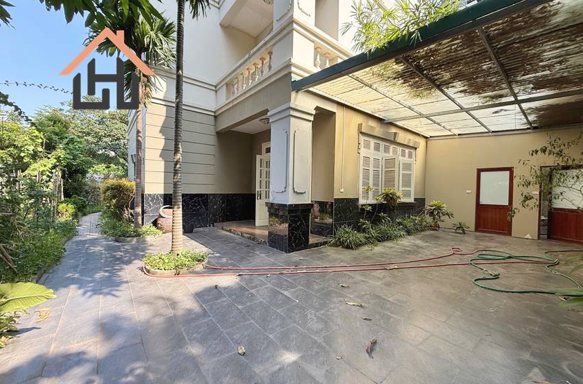 Charming villa for rent in Ciputra, Hanoi