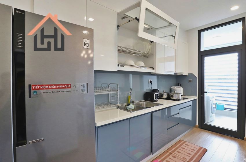 High-Floor 2-Bedroom Apartment with City View, Vinhomes Metropolis, Hanoi