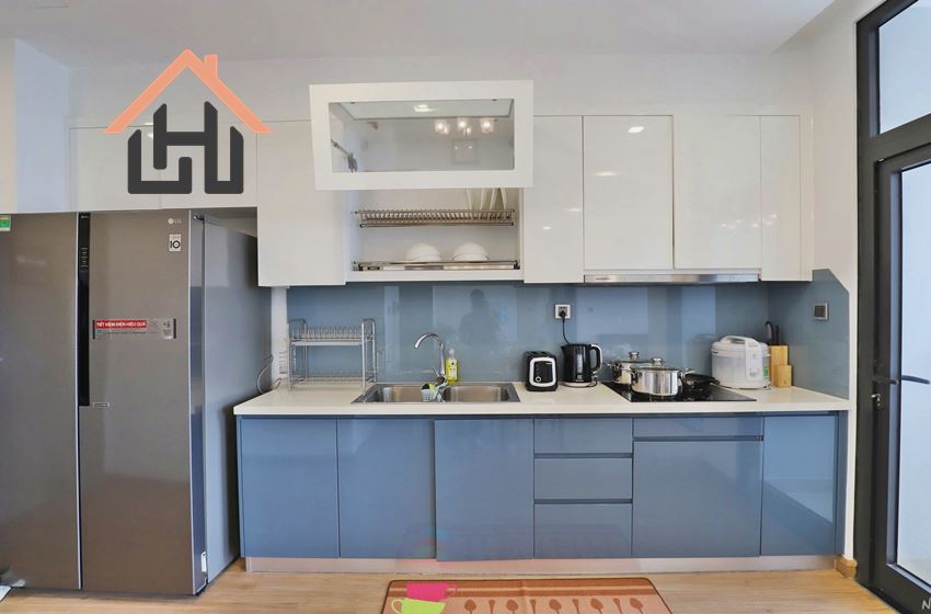High-Floor 2-Bedroom Apartment with City View, Vinhomes Metropolis, Hanoi