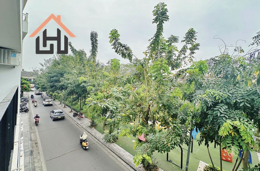 Modern One-Bedroom Apartment in Nhat Chieu, Tay Ho, Hanoi
