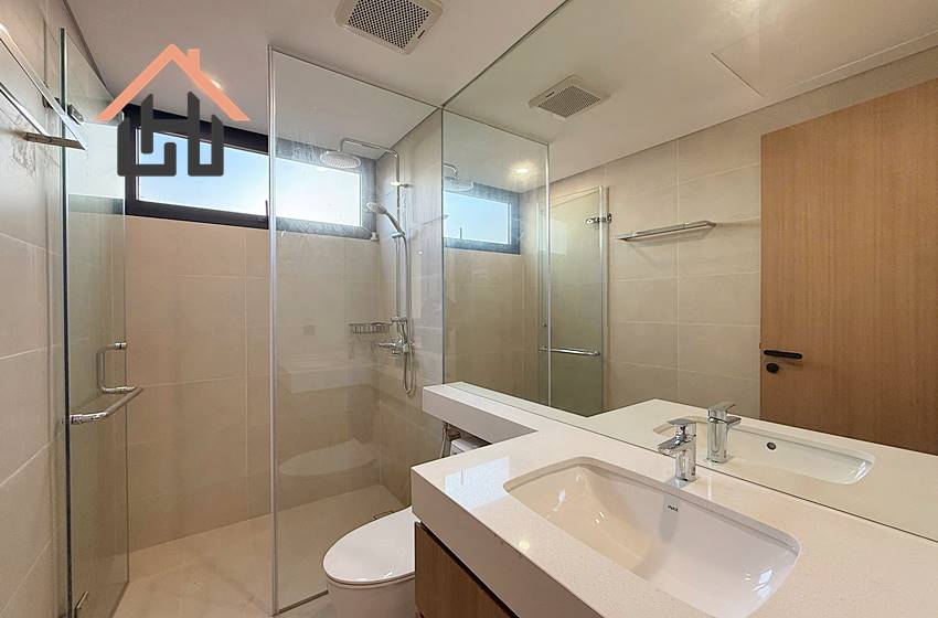 Brand new 2 bedroom apartment for rent in Quang Khanh