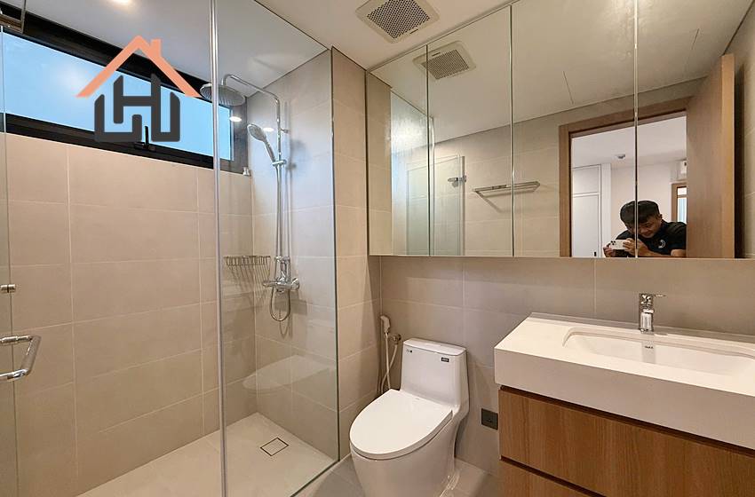 Brand new 2 bedroom apartment for rent in Quang Khanh