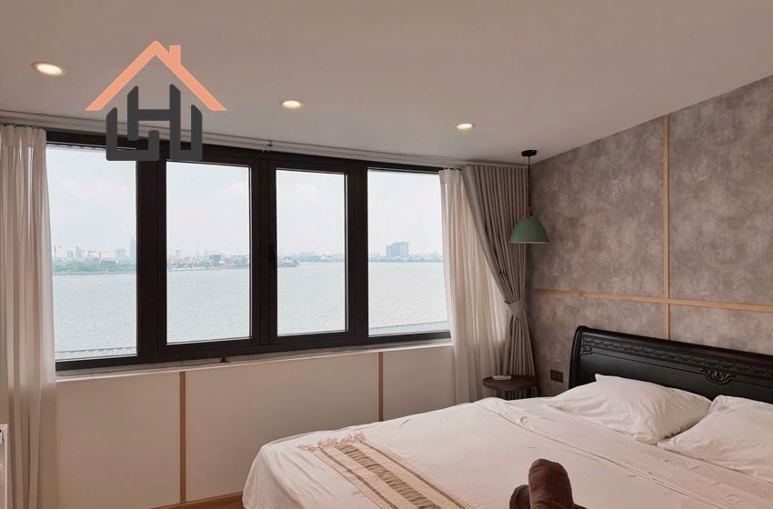 Stunning 1-Bedroom Duplex Apartment with lakeiew, Hanoi