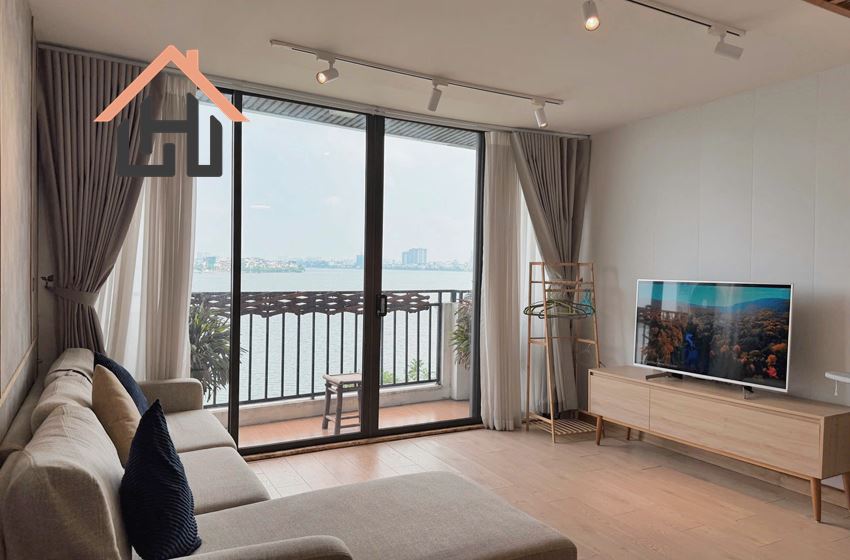 Stunning 1-Bedroom Duplex Apartment with lakeiew, Hanoi
