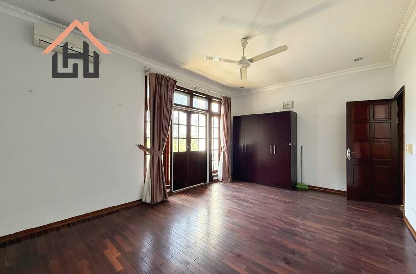 Spacious nice villa for rent in Ciputra, Hanoi