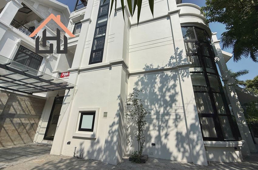 Charming 4 bedroom villa for rent in Ciputra, Hanoi