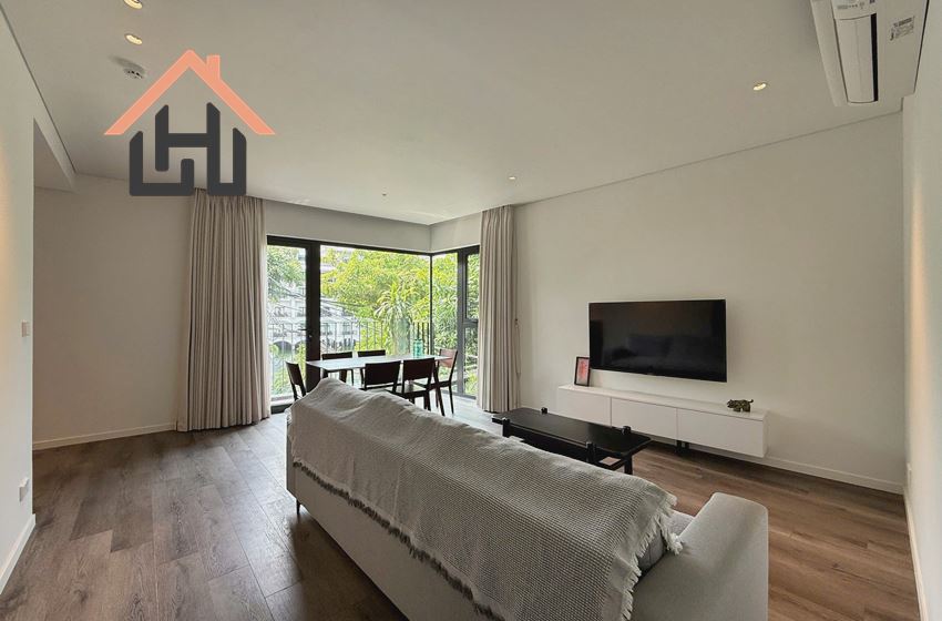 Modern and spacious 1 bedroom serviced apartment for rent in Tay Ho, Hanoi