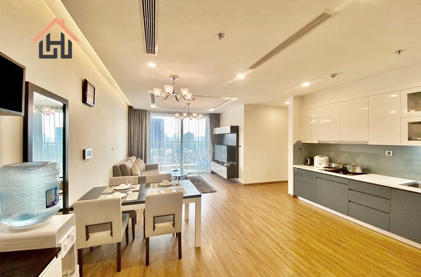 Nice 2 bedroom apartment for rent in Vinhomes Metropolis, Hanoi
